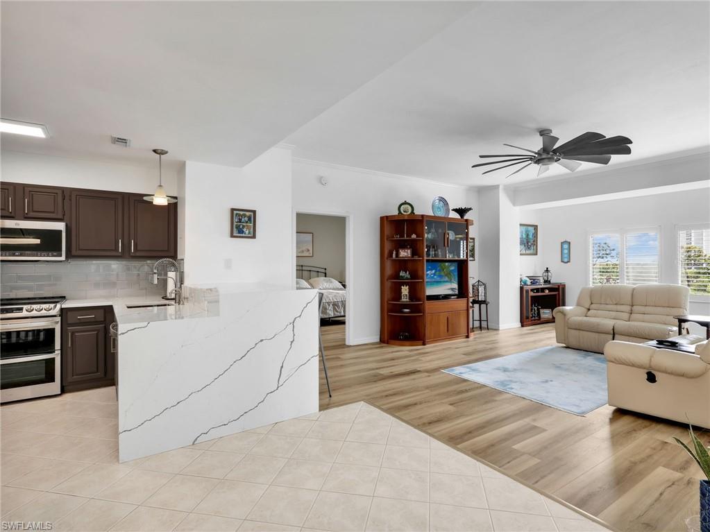 ARBOR TRACE - Residential