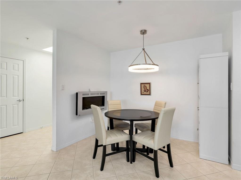 ARBOR TRACE - Residential