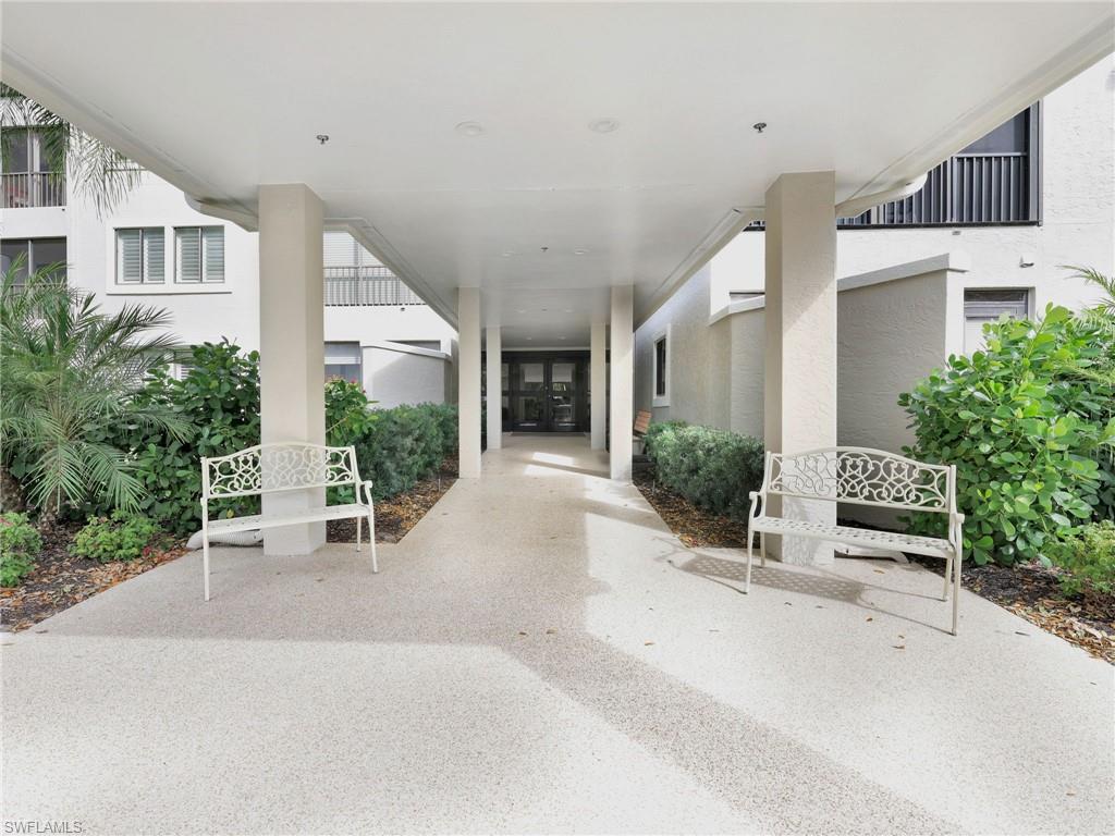 ARBOR TRACE - Residential