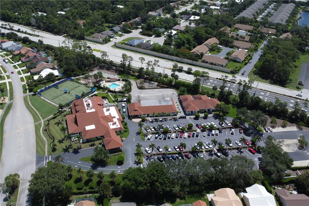 ANDOVER SQUARE - Residential Lease