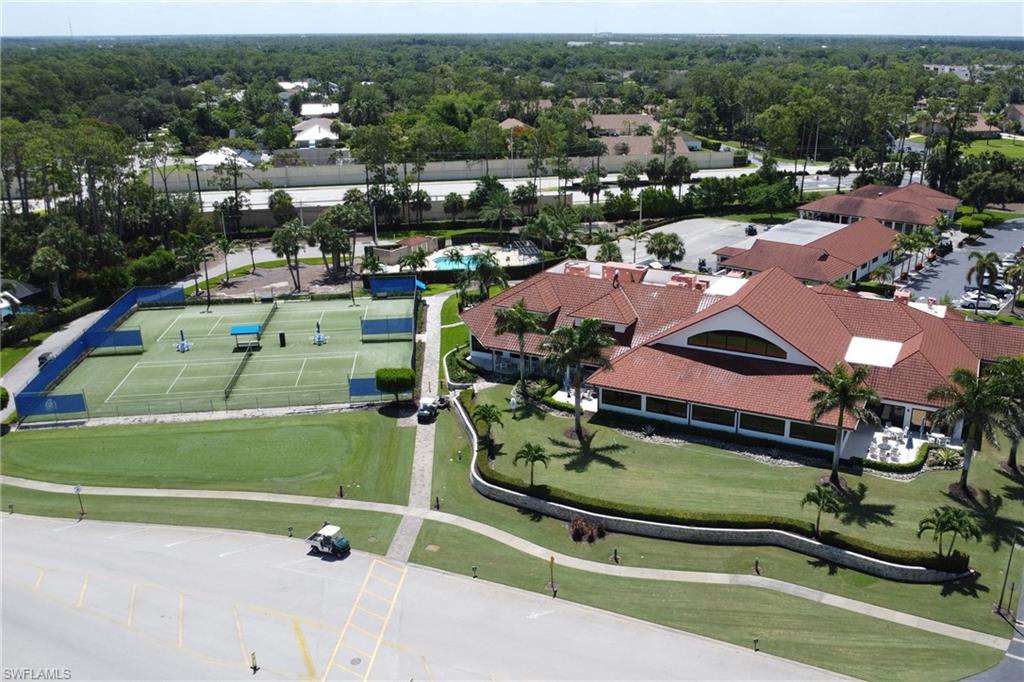 ANDOVER SQUARE - Residential Lease