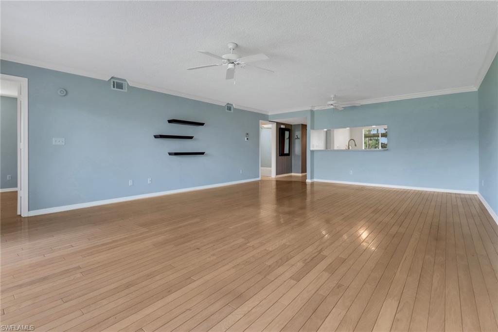 ANDOVER SQUARE - Residential Lease