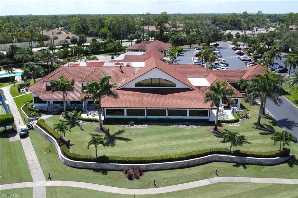 ANDOVER SQUARE - Residential Lease