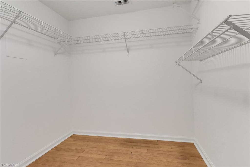 ANDOVER SQUARE - Residential Lease