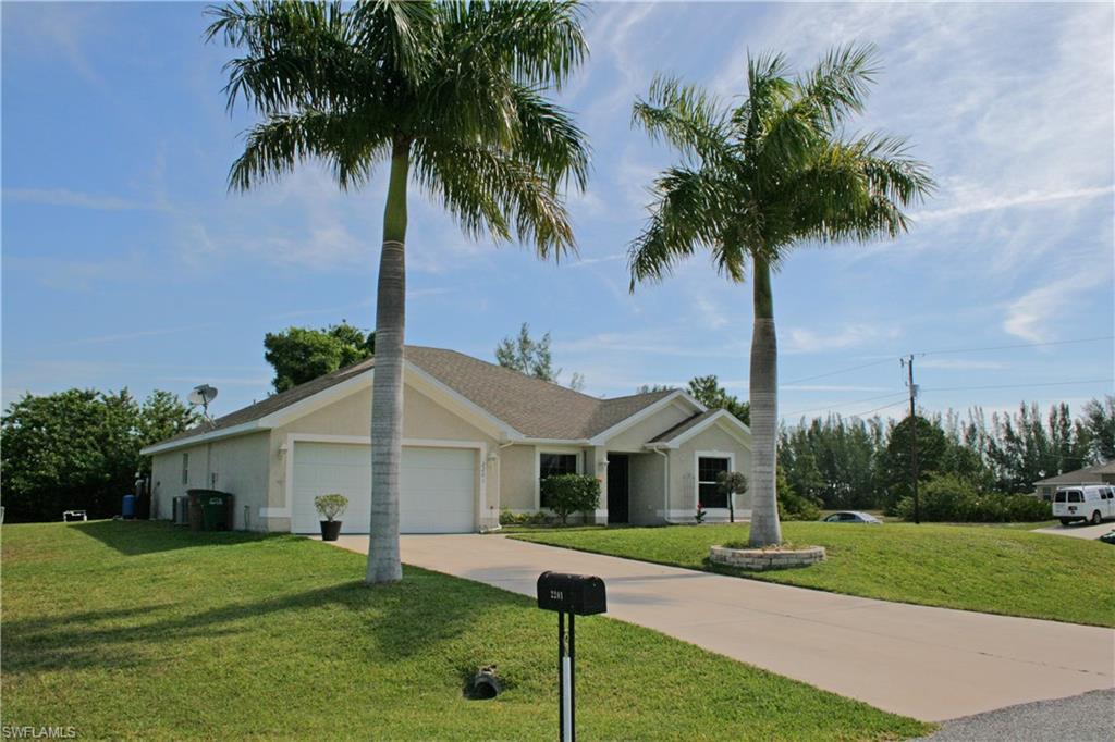 CAPE CORAL - Residential