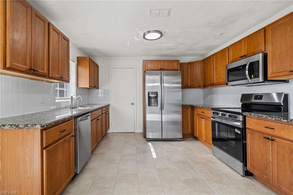 LAKEPORT - Residential