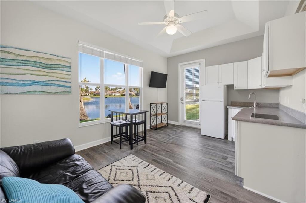 REFLECTION LAKES - Residential