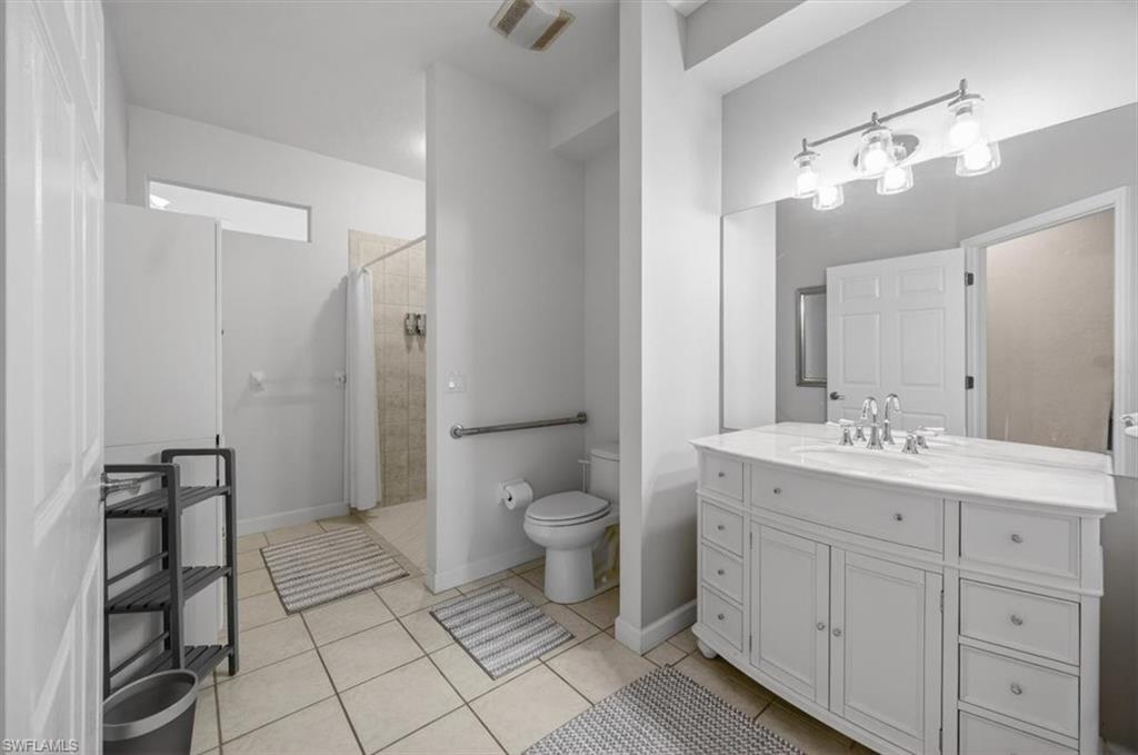 REFLECTION LAKES - Residential