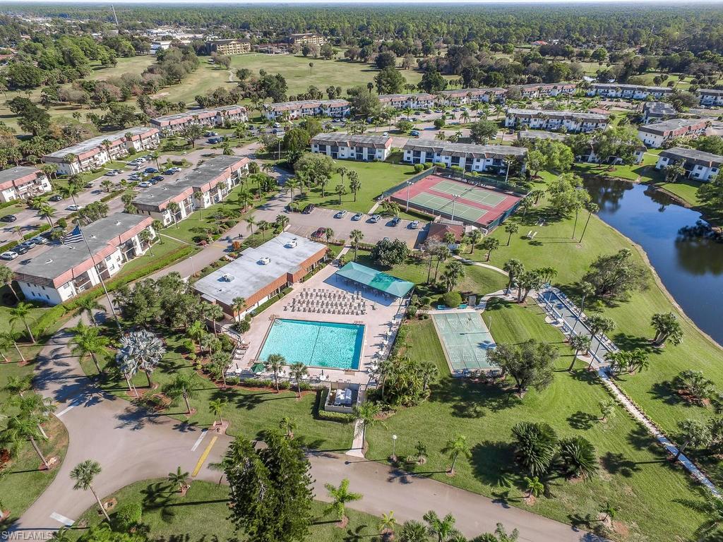 FAIRWAYS AT PAR TWO - Residential