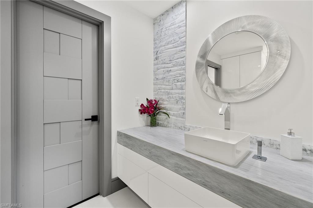 PINEHURST ESTATES - Residential