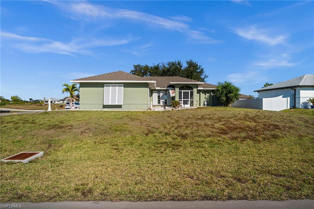 CAPE CORAL - Residential