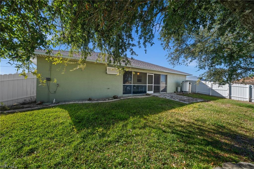 CAPE CORAL - Residential