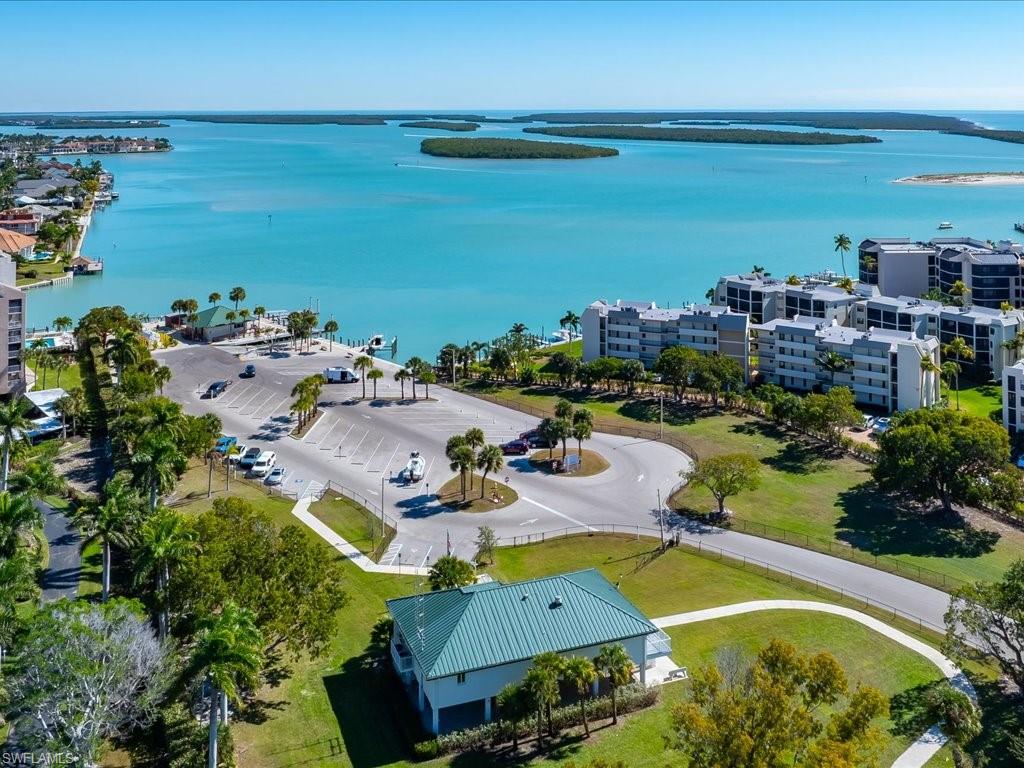 EAGLE CAY - Residential