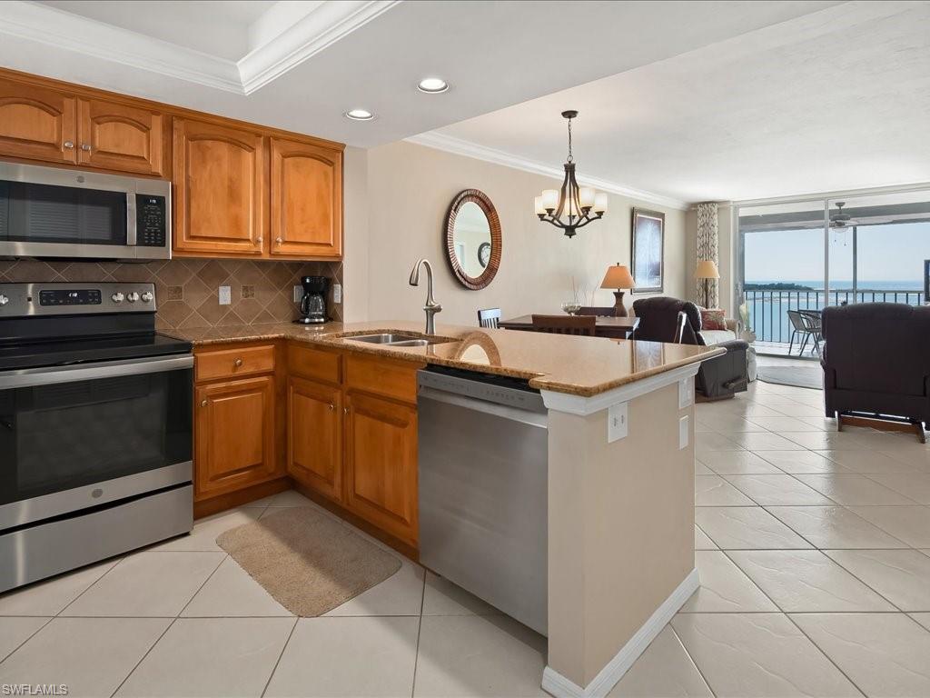 EAGLE CAY - Residential