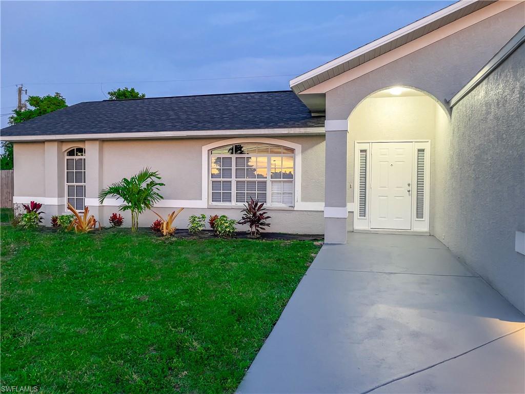 CAPE CORAL - Residential