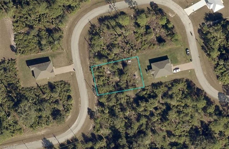 **Public/central water available!** Beautiful .23-acre lot situated on a quiet street within Port LaBelle, conveniently close to NE Raintree Blvd and E Cowboy Way to get around easily. Ideal for those seeking a blend of convenience and rural charm, this location is just minutes away from schools, dining, shopping, and local shops in LaBelle. The area is highly sought-after, characterized by numerous new construction homes. Whether you're an investor or looking to build your new home, this lot offers an excellent residential opportunity.