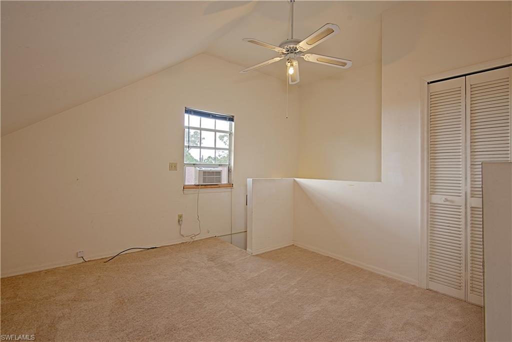 SAN CARLOS PARK - Residential