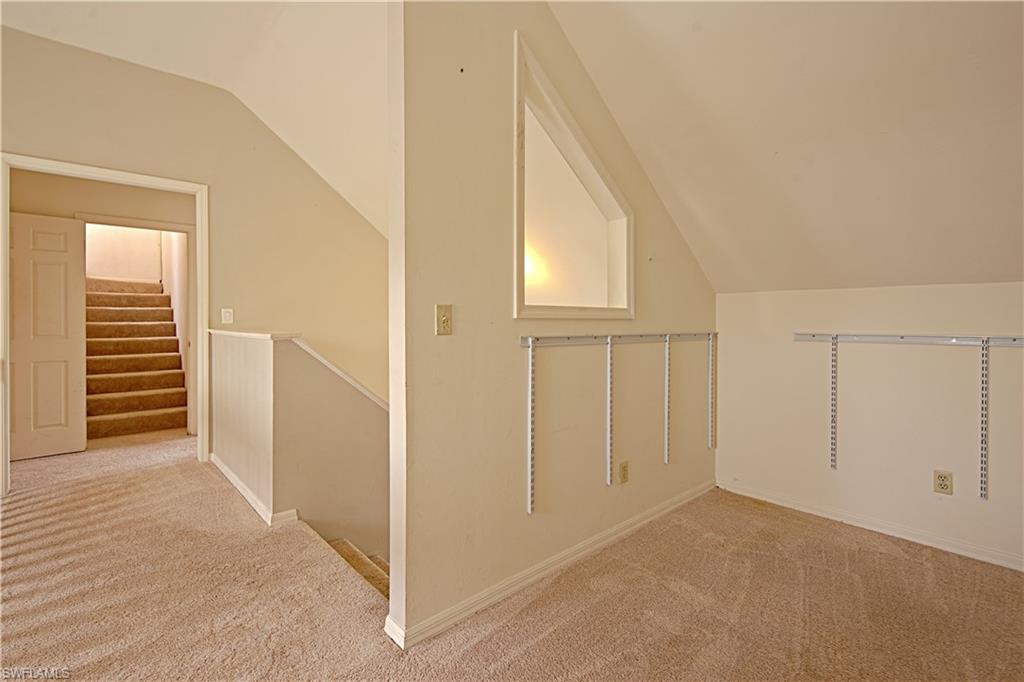 SAN CARLOS PARK - Residential