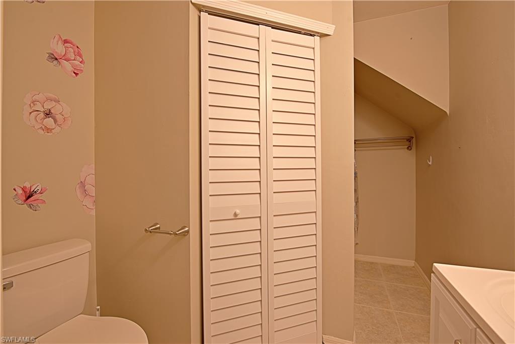 SAN CARLOS PARK - Residential