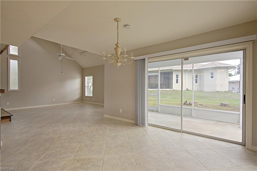 SAN CARLOS PARK - Residential