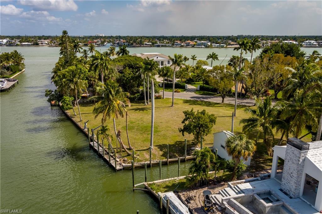 AQUALANE SHORES - Land