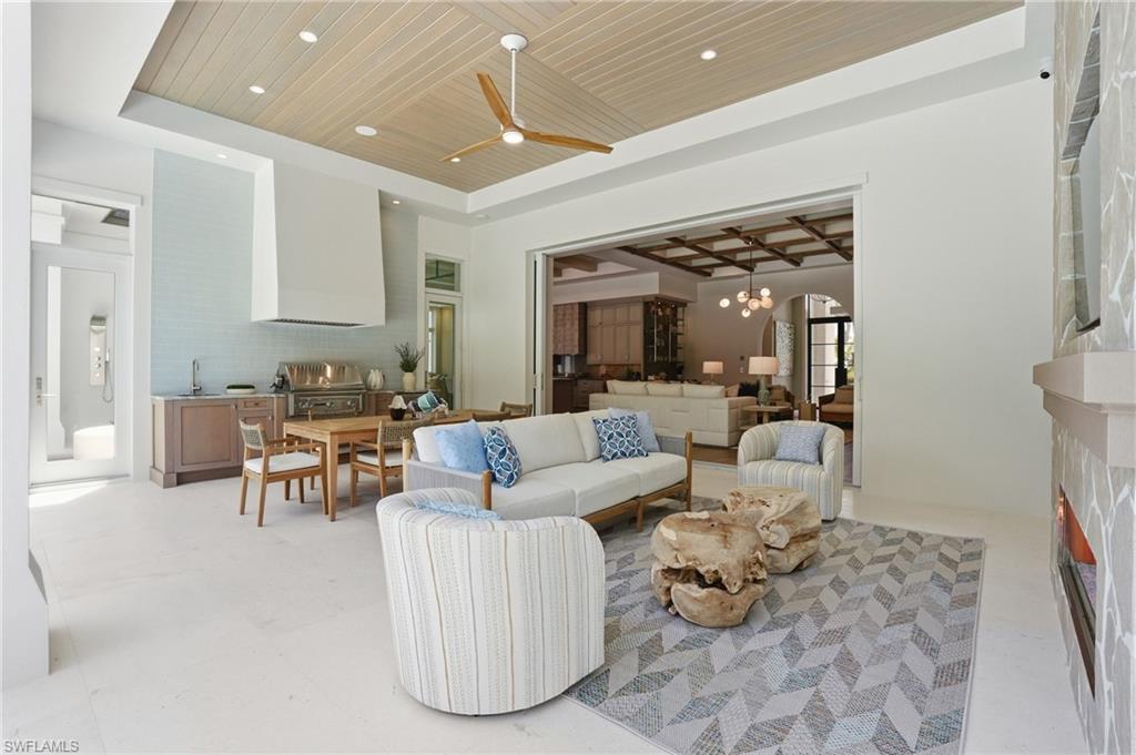 PARK SHORE - Residential
