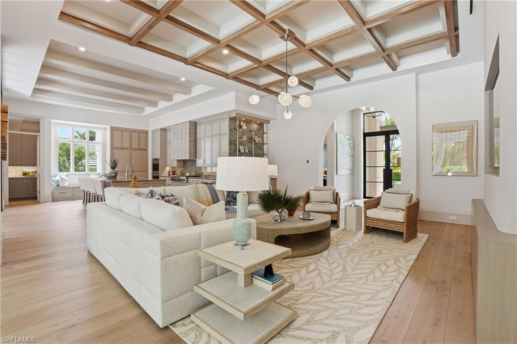 PARK SHORE - Residential