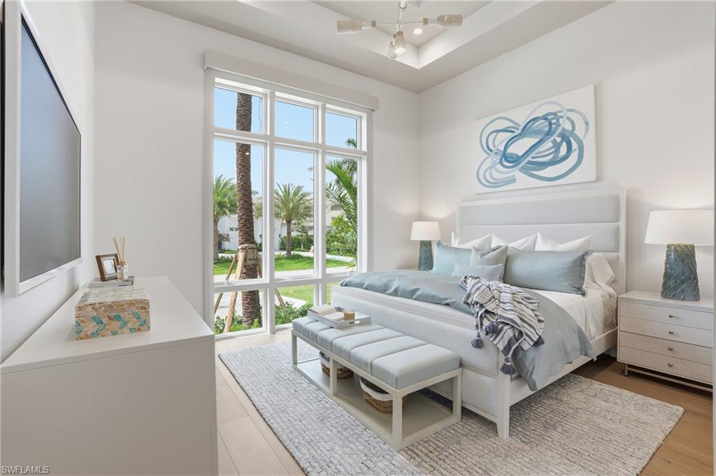 PARK SHORE - Residential