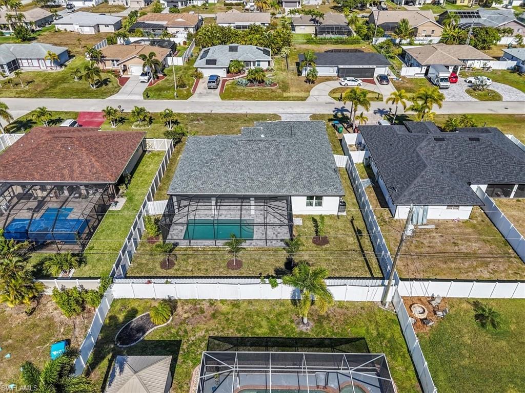 CAPE CORAL - Residential