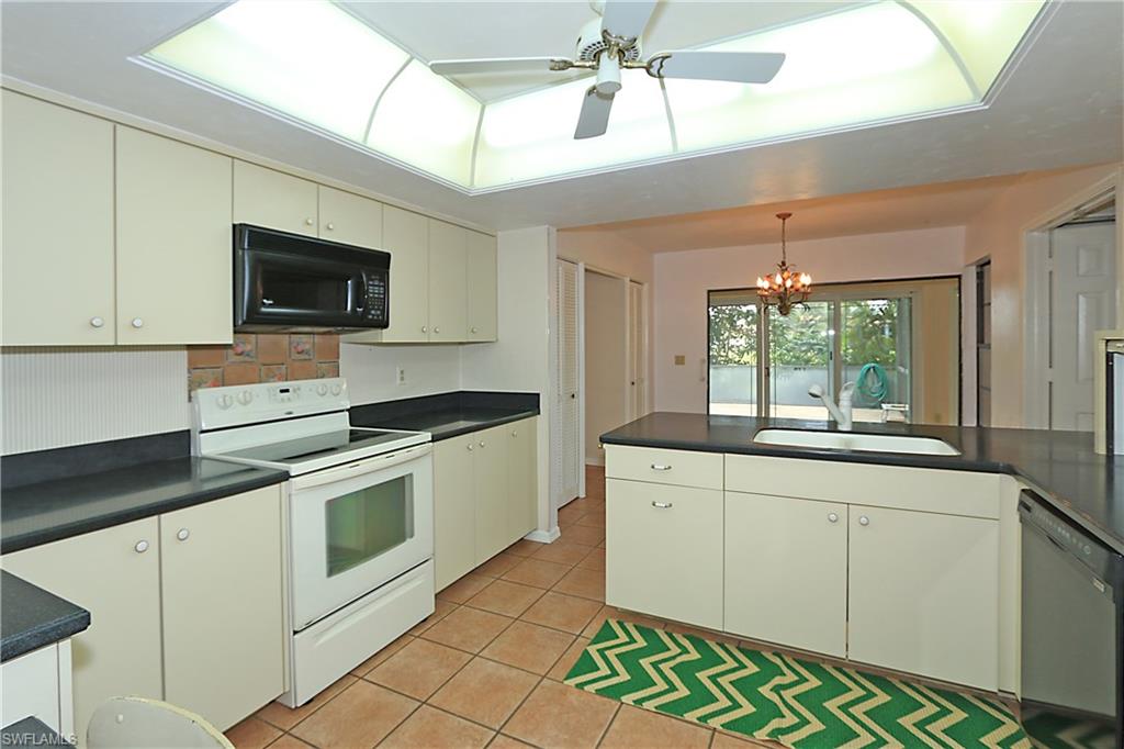 CRESCENT LAKE ESTATES - Residential