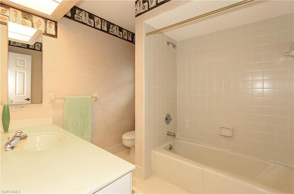 CRESCENT LAKE ESTATES - Residential