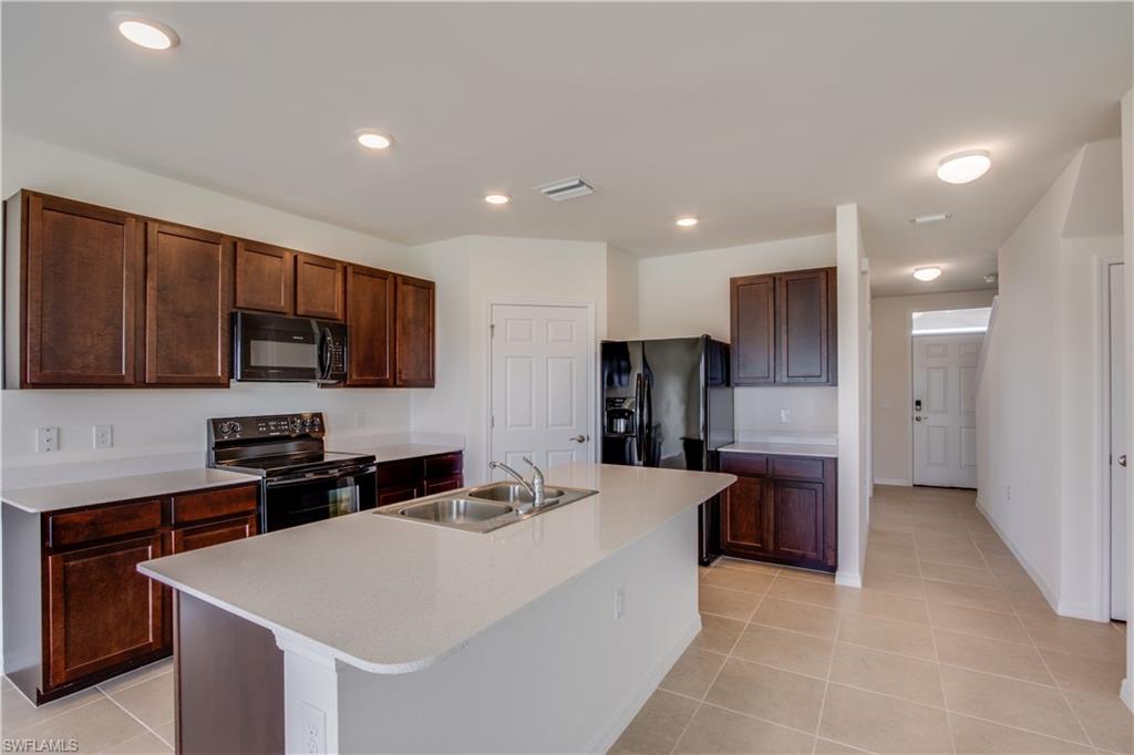 ENTRADA - Residential