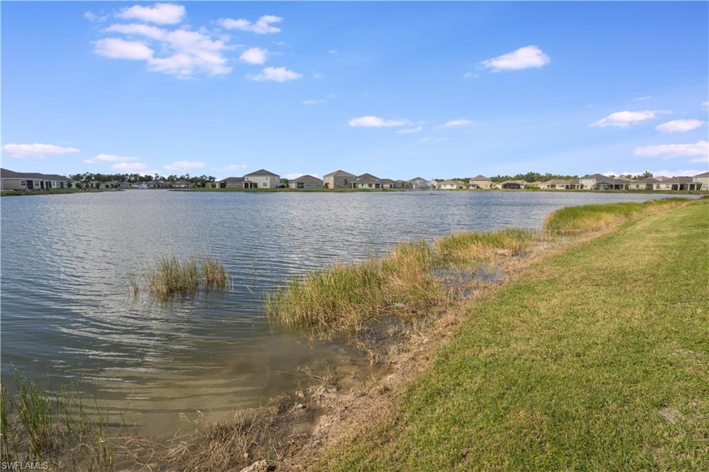 ENTRADA - Residential