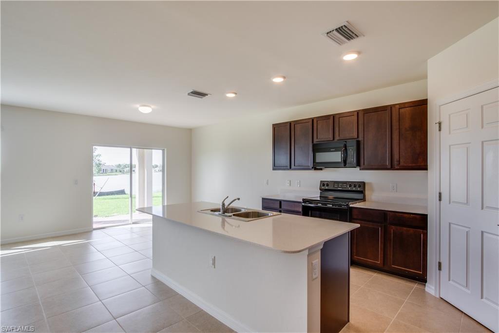 ENTRADA - Residential