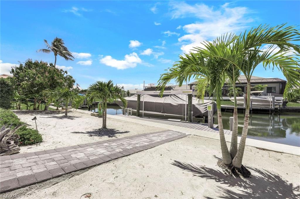 MARCO ISLAND - Residential