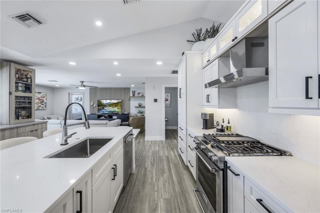 MARCO ISLAND - Residential