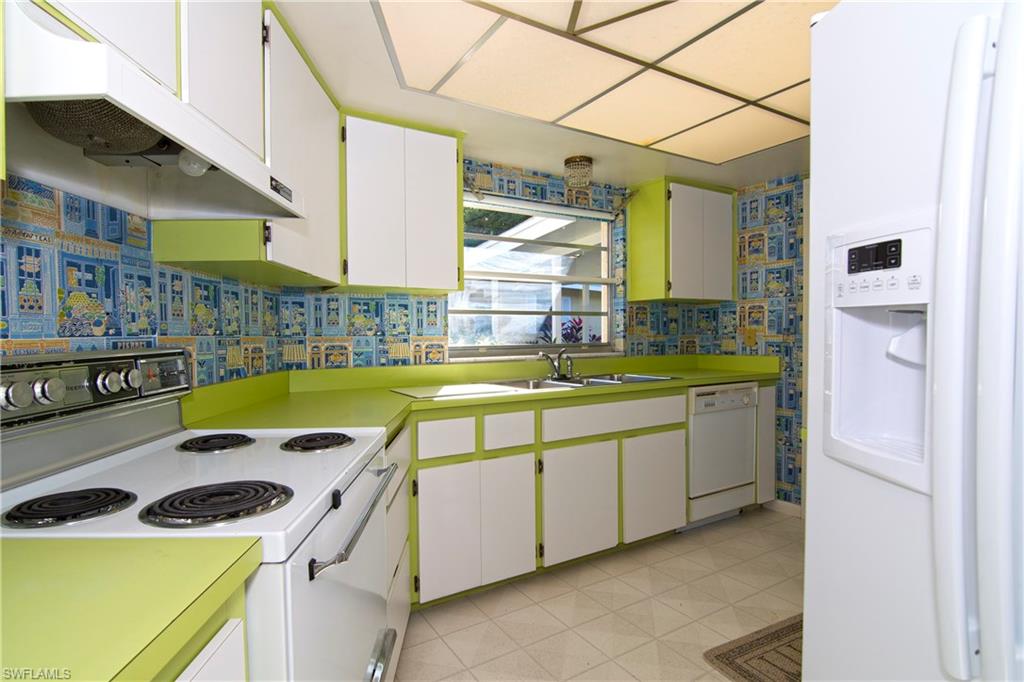 BONITA SPRINGS - Residential