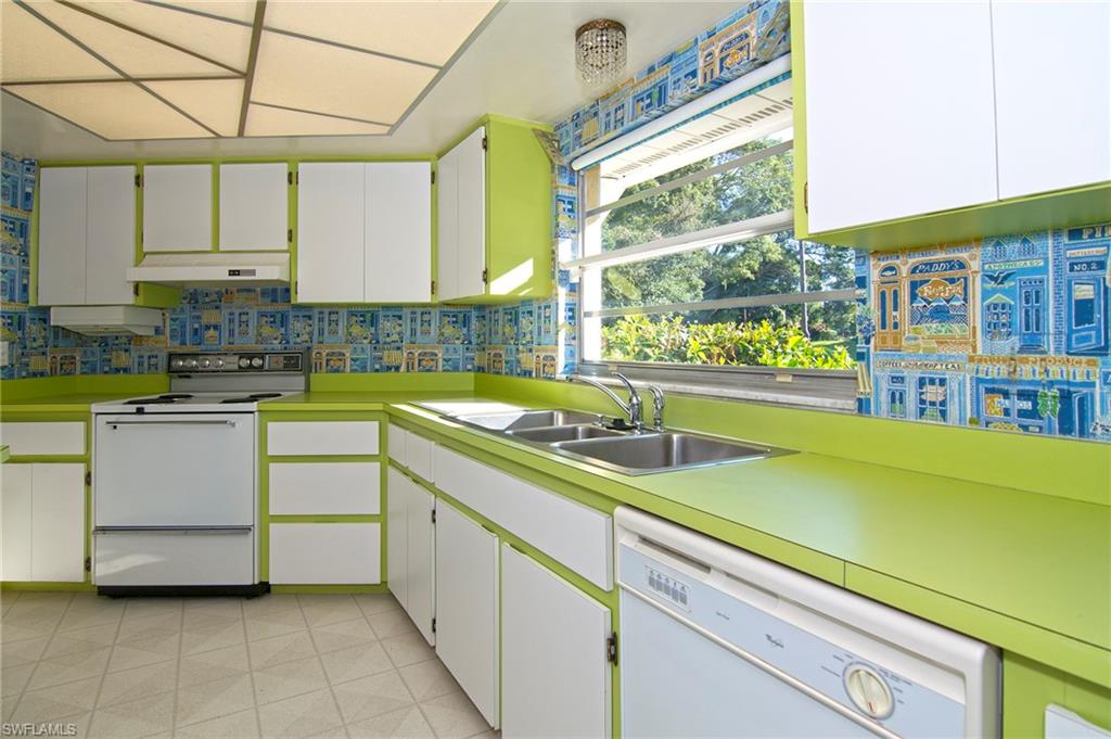 BONITA SPRINGS - Residential