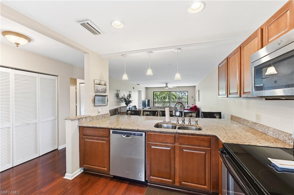 AUGUSTA COURT - Residential