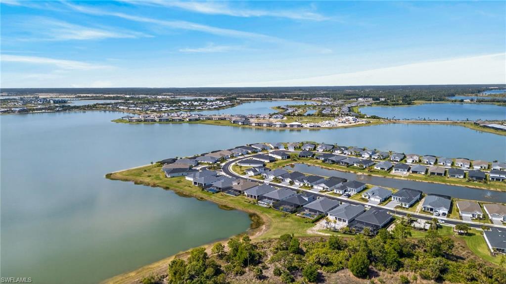 WATERVIEW LANDING - Residential