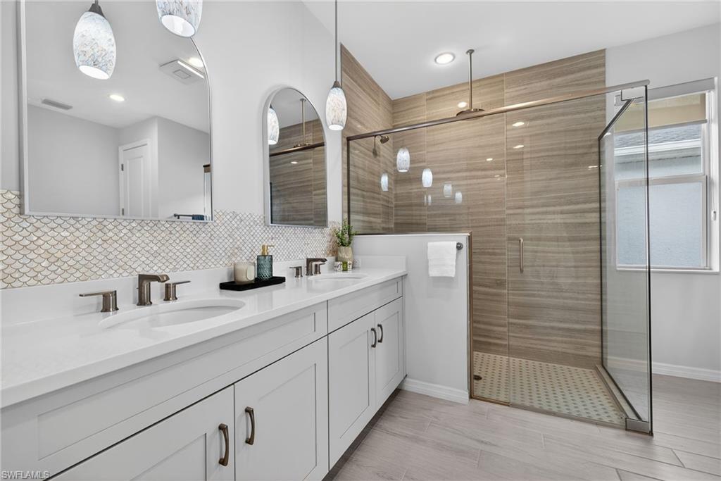 WATERVIEW LANDING - Residential