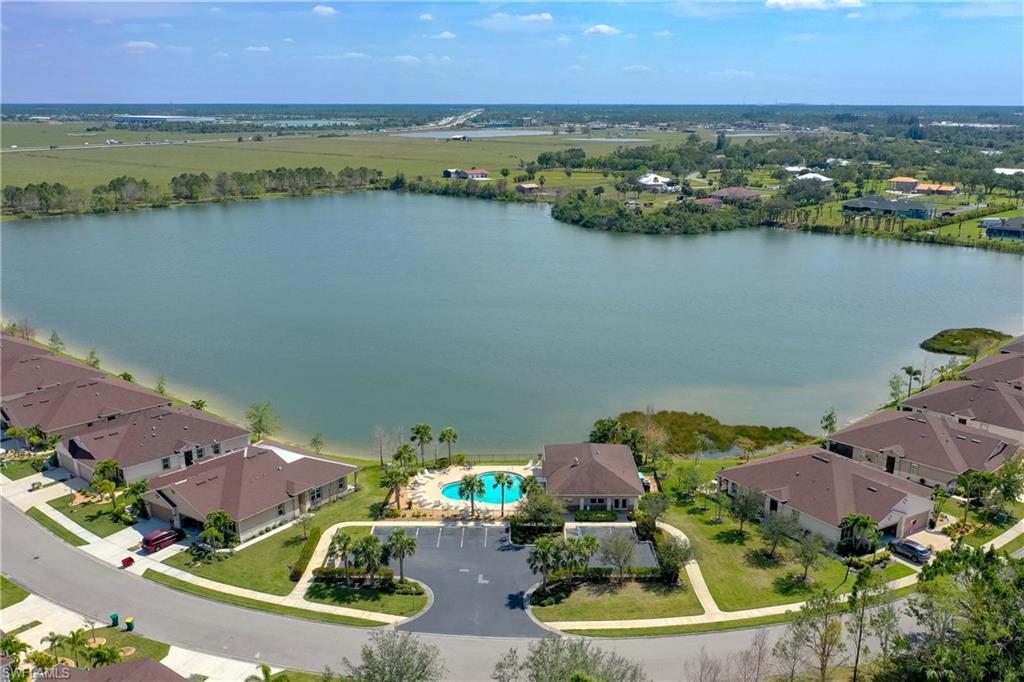 TUSCANY VILLAS - Residential