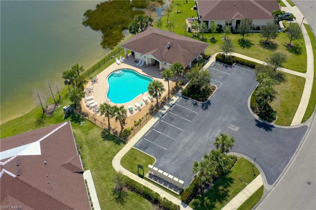 TUSCANY VILLAS - Residential