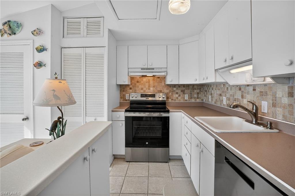 COON KEY PASS FISHING VILLAGE - Residential