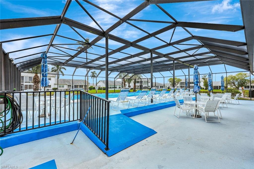 CYPRESS LAKES MANOR SOUTH - Residential