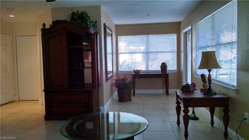 VENETIAN PALMS - Residential