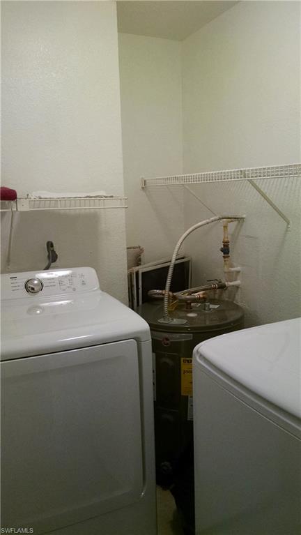 VENETIAN PALMS - Residential