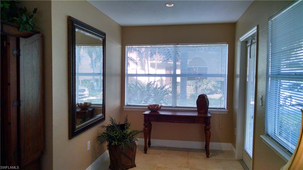 VENETIAN PALMS - Residential