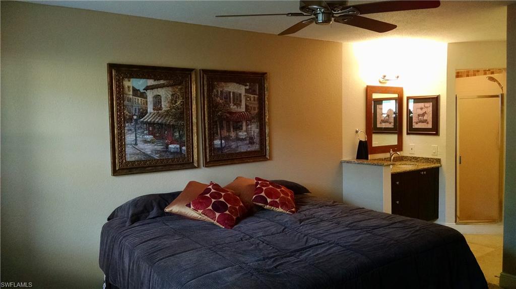 VENETIAN PALMS - Residential