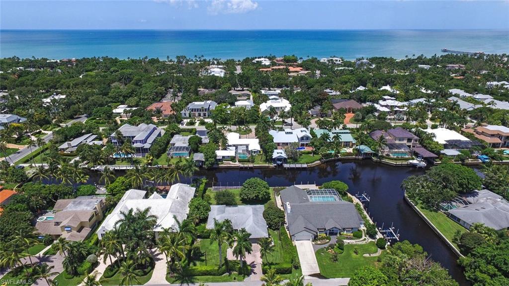 AQUALANE SHORES - Residential